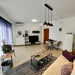 Central Purple Spot